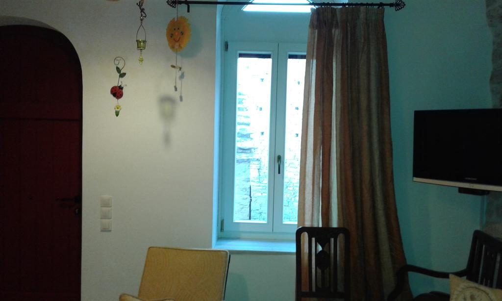 Patrika Traditional House Luaran gambar